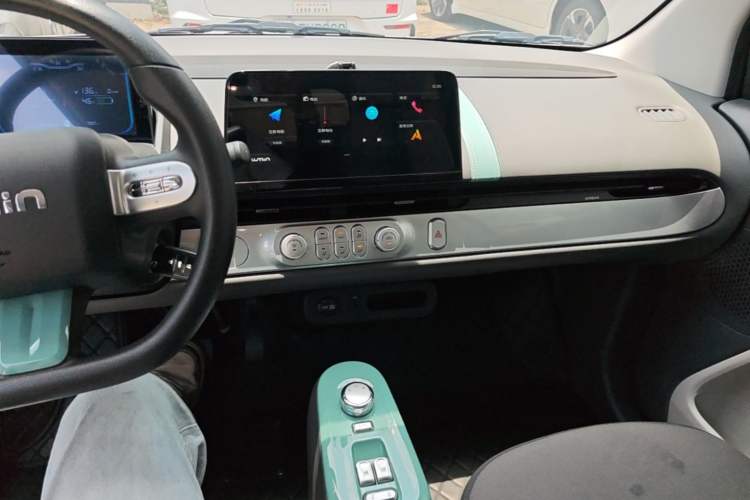Used CHANGAN NEVO Lumin 2023 301km Honey Dew Edition Audio And AC Panel