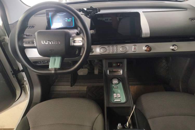Used CHANGAN NEVO Lumin 2023 205km Xiangqin Version Center Console
