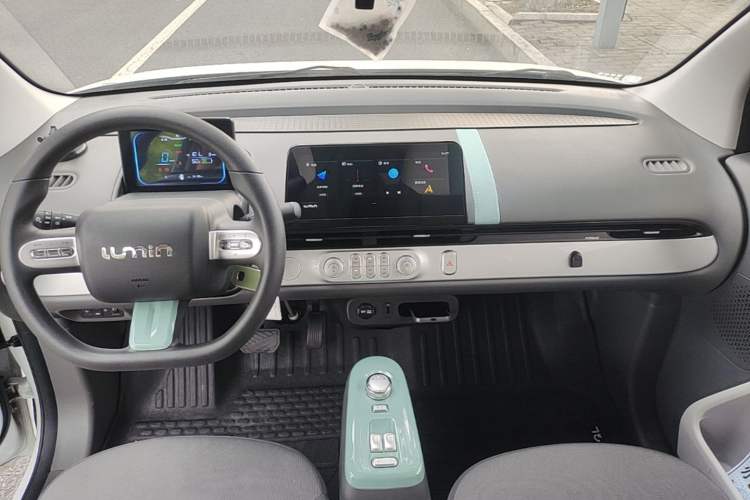 Used CHANGAN NEVO Lumin 2023 205km Xiangqin Version Center Console