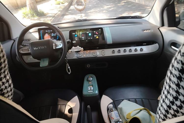 Used CHANGAN NEVO Lumin 2023 205km Xiangqin Version Center Console