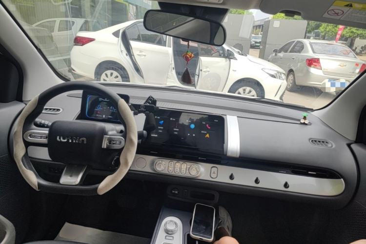 Used CHANGAN NEVO Lumin 2023 205km Xiangqin Version Center Console