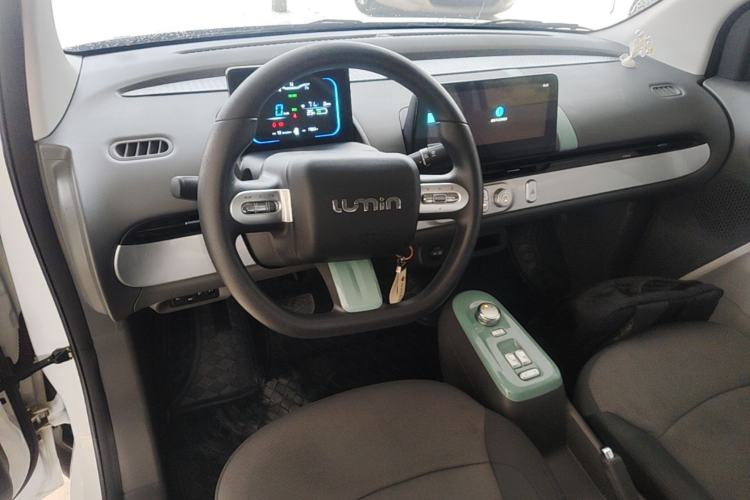 Used CHANGAN NEVO Lumin 2023 205km Xiangqin Version Center Console