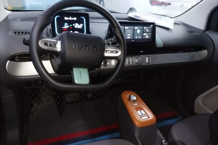 Used CHANGAN NEVO Lumin 2023 205km Xiangqin Version Center Console