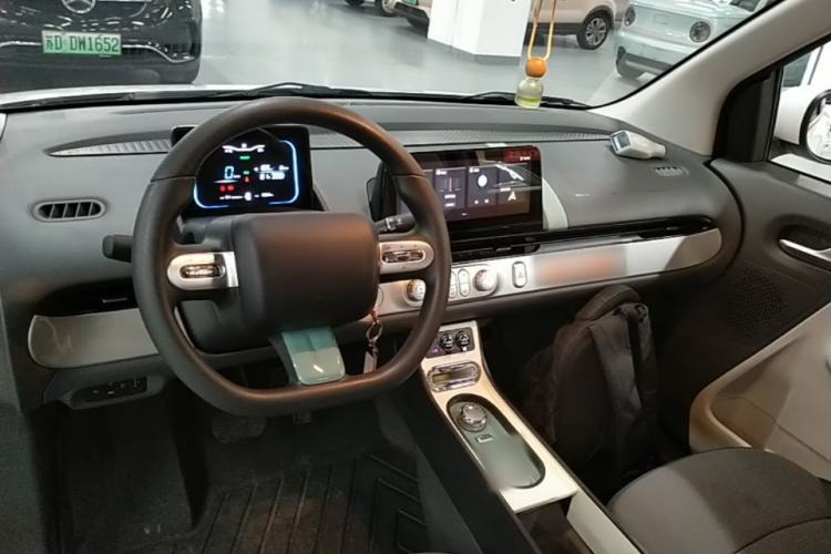 Used CHANGAN NEVO Lumin 2023 205km Xiangqin Version Center Console