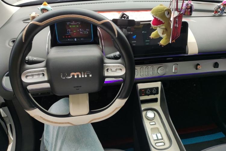 Used CHANGAN NEVO Lumin 2023 205km Xiangqin Version Center Console