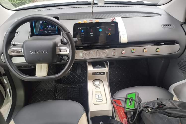 Used CHANGAN NEVO Lumin 2023 205km Xiangqin Version Center Console