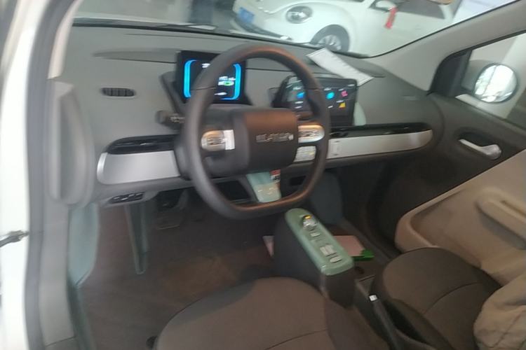 Used CHANGAN NEVO Lumin 2023 205km Xiangqin Version Center Console