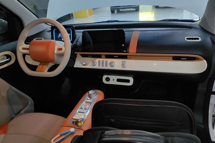 Used CHANGAN NEVO Lumin 2023 205km Xiangqin Version Center Console
