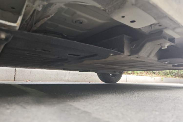 Used CHANGAN NEVO Lumin 2023 205km Xiangqin Version Chassis Front Left
