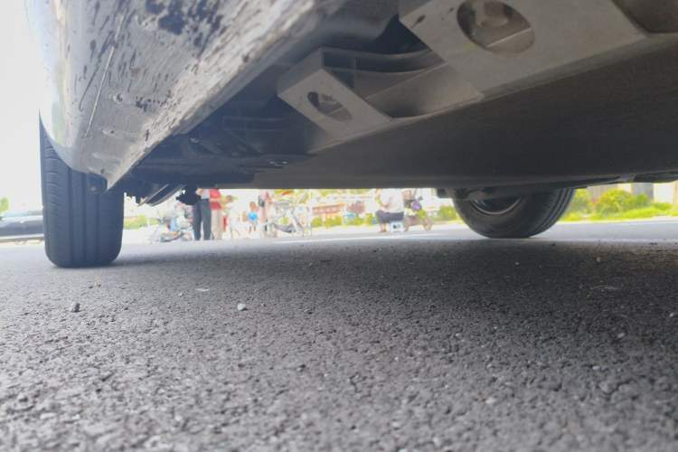 Used CHANGAN NEVO Lumin 2023 301km Honey Dew Edition Chassis Front Right