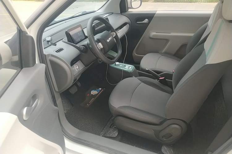 Used CHANGAN NEVO Lumin 2023 301km Honey Dew Edition Driver Seat