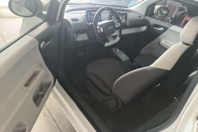 Used CHANGAN NEVO Lumin 2023 301km Honey Dew Edition Driver Seat