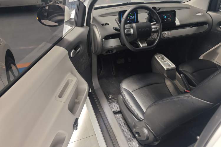 Used CHANGAN NEVO Lumin 2023 301km Honey Dew Edition Driver Seat