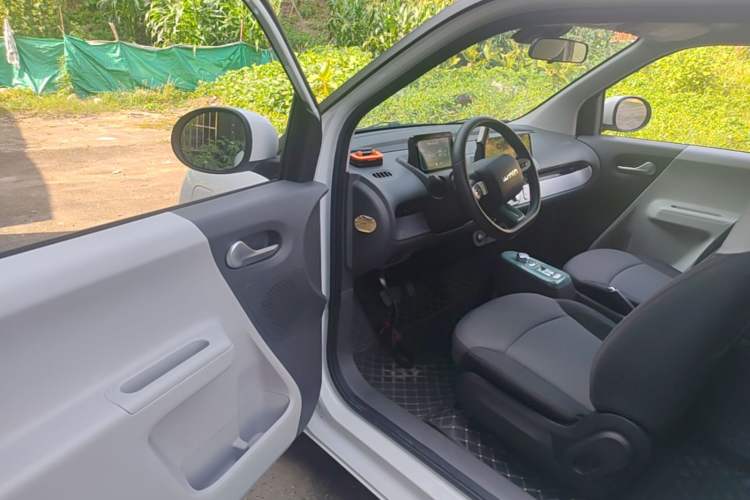 Used CHANGAN NEVO Lumin 2023 301km Honey Dew Edition Driver Seat