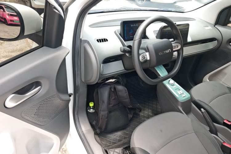 Used CHANGAN NEVO Lumin 2023 301km Honey Dew Edition Driver Seat