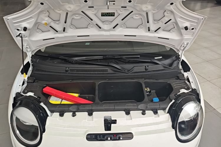Used CHANGAN NEVO Lumin 2023 301km Honey Dew Edition Engine Bay