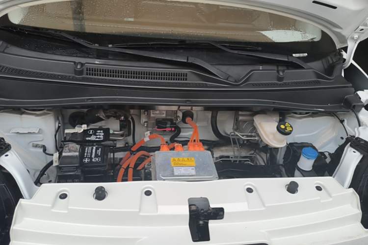 Used CHANGAN NEVO Lumin 2023 301km Honey Dew Edition Engine Bay