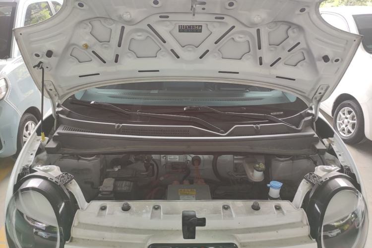 Used CHANGAN NEVO Lumin 2023 301km Honey Dew Edition Engine Bay
