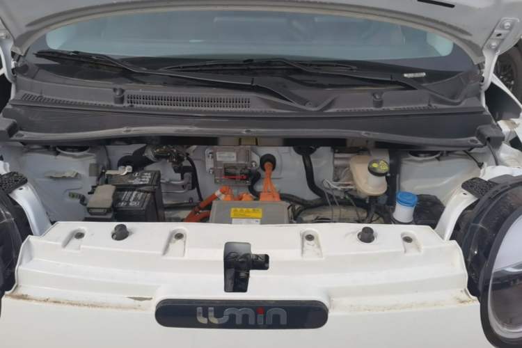 Used CHANGAN NEVO Lumin 2023 301km Honey Dew Edition Engine Bay