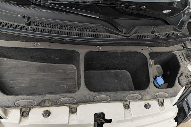 Used CHANGAN NEVO Lumin 2023 301km Honey Dew Edition Engine Bay