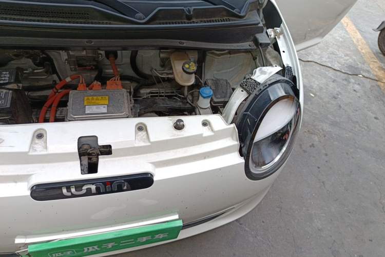 Used CHANGAN NEVO Lumin 2023 205km Xiangqin Version Engine Bay Left