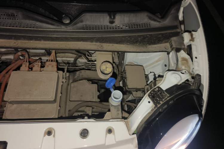 Used CHANGAN NEVO Lumin 2023 205km Xiangqin Version Engine Bay Left