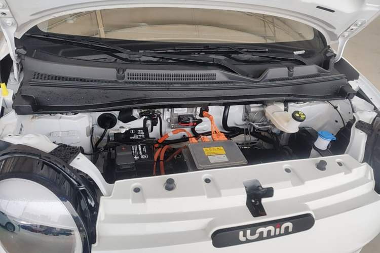 Used CHANGAN NEVO Lumin 2023 205km Xiangqin Version Engine Bay