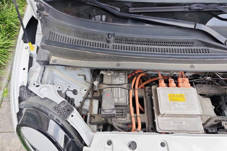 Used CHANGAN NEVO Lumin 2023 205km Xiangqin Version Engine Bay Right