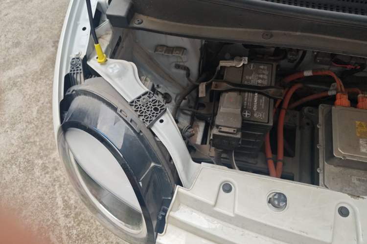 Used CHANGAN NEVO Lumin 2023 205km Xiangqin Version Engine Bay Right