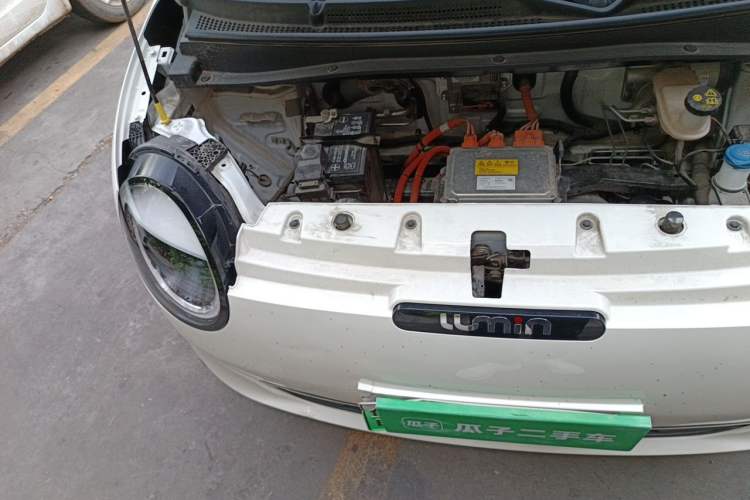 Used CHANGAN NEVO Lumin 2023 205km Xiangqin Version Engine Bay Right