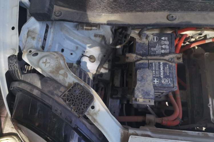 Used CHANGAN NEVO Lumin 2023 301km Honey Dew Edition Engine Bay Right