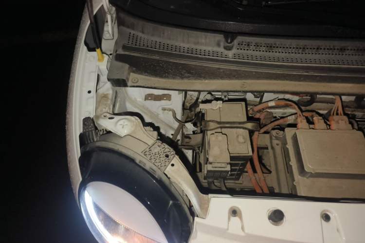 Used CHANGAN NEVO Lumin 2023 205km Xiangqin Version Engine Bay Right