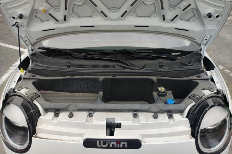Used CHANGAN NEVO Lumin 2023 301km Honey Dew Edition Engine Bay