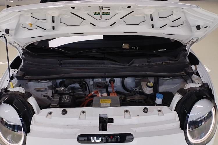 Used CHANGAN NEVO Lumin 2023 301km Honey Dew Edition Engine Bay