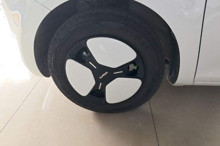 Used CHANGAN NEVO Lumin 2023 205km Xiangqin Version Exterior 1