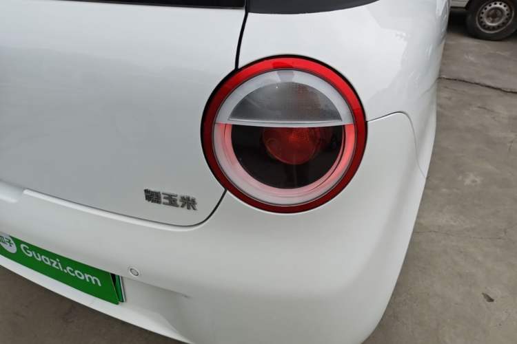Used CHANGAN NEVO Lumin 2023 205km Xiangqin Version Exterior 3
