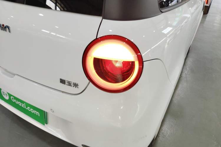 Used CHANGAN NEVO Lumin 2023 205km Xiangqin Version Exterior 3