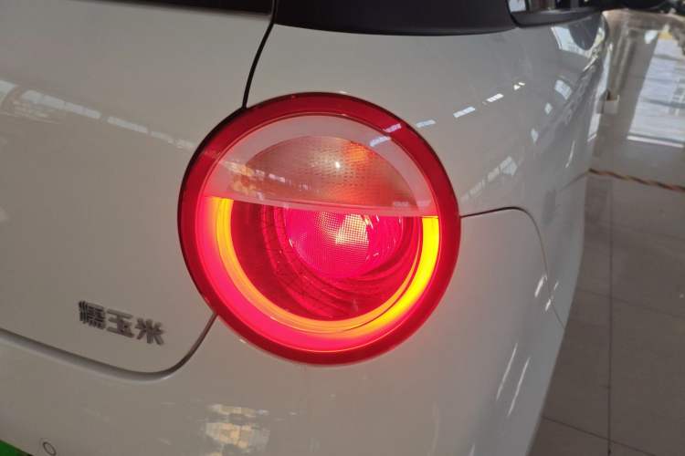Used CHANGAN NEVO Lumin 2023 205km Xiangqin Version Exterior 3