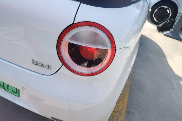 Used CHANGAN NEVO Lumin 2023 205km Xiangqin Version Exterior 3