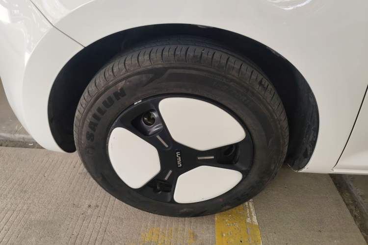Used CHANGAN NEVO Lumin 2023 205km Xiangqin Version Exterior 4