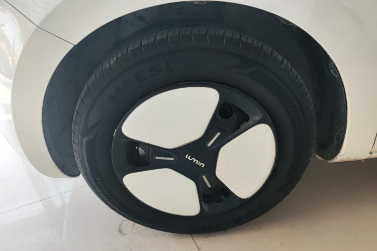 Used CHANGAN NEVO Lumin 2023 205km Xiangqin Version Exterior 4
