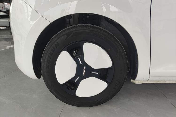 Used CHANGAN NEVO Lumin 2023 205km Xiangqin Version Exterior 4