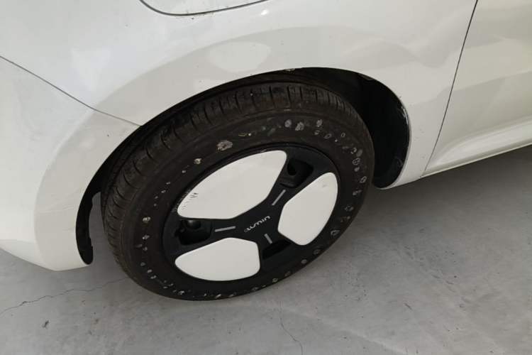 Used CHANGAN NEVO Lumin 2023 205km Xiangqin Version Exterior 4