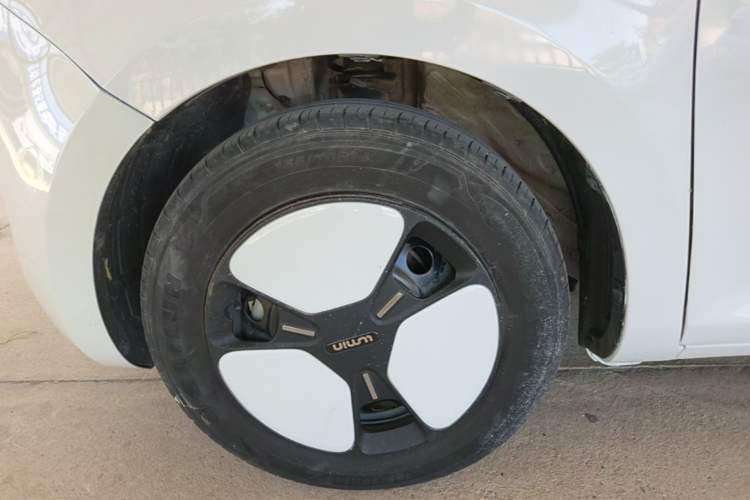 Used CHANGAN NEVO Lumin 2023 205km Xiangqin Version Exterior 4
