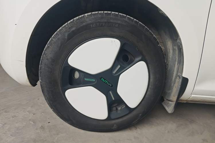 Used CHANGAN NEVO Lumin 2023 205km Xiangqin Version Exterior 4