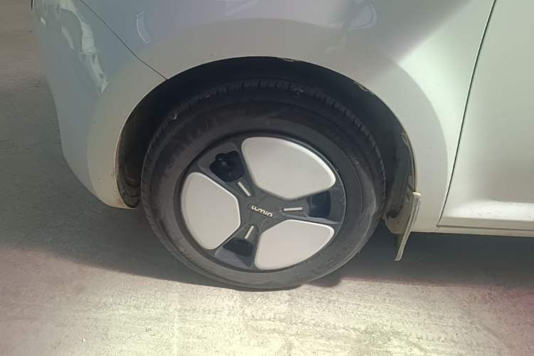 Used CHANGAN NEVO Lumin 2023 301km Honey Dew Edition Exterior 4