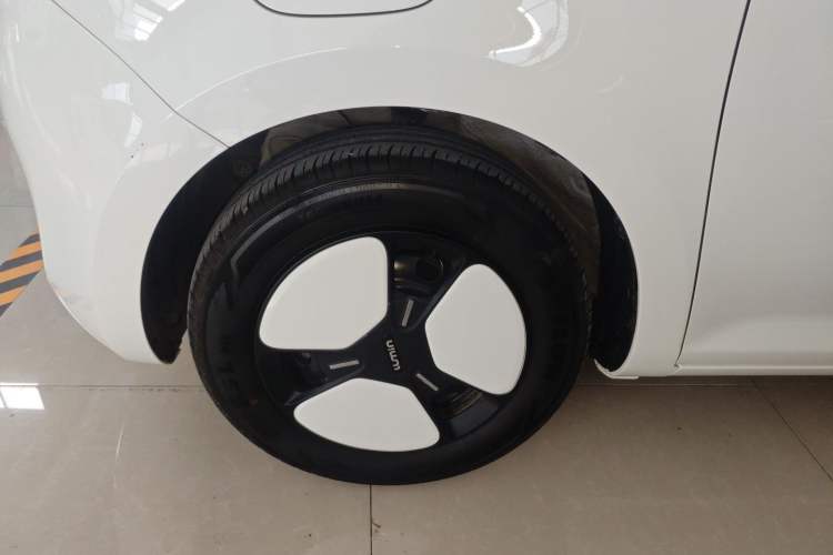 Used CHANGAN NEVO Lumin 2023 205km Xiangqin Version Exterior 4