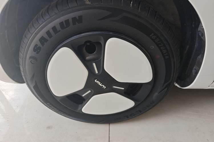 Used CHANGAN NEVO Lumin 2023 205km Xiangqin Version Exterior 4