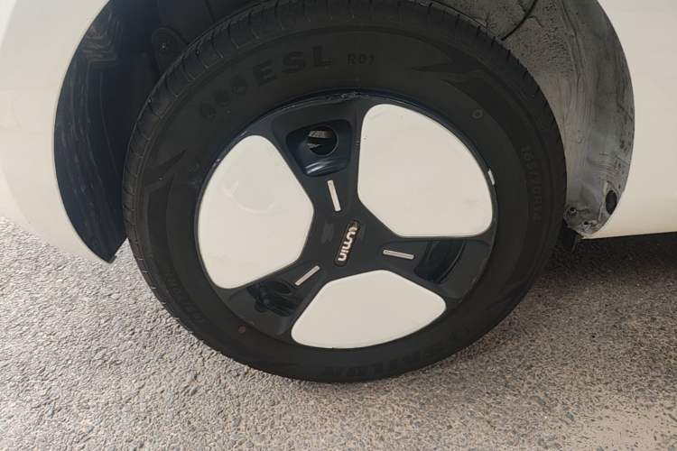Used CHANGAN NEVO Lumin 2023 205km Xiangqin Version Exterior 5