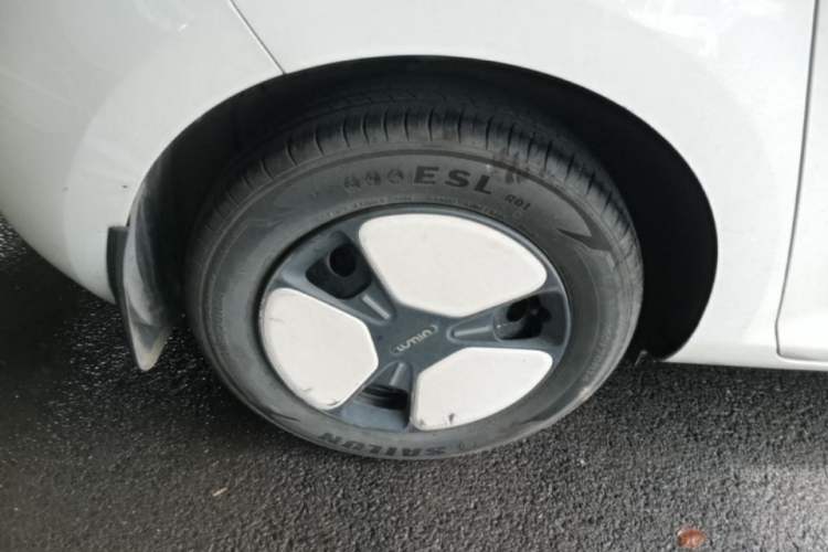 Used CHANGAN NEVO Lumin 2023 205km Xiangqin Version Exterior 5